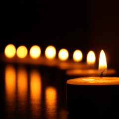 https://www.compassionatefriends.org/wp-content/uploads/2018/08/candlelighting-ceremony-240x240.jpg